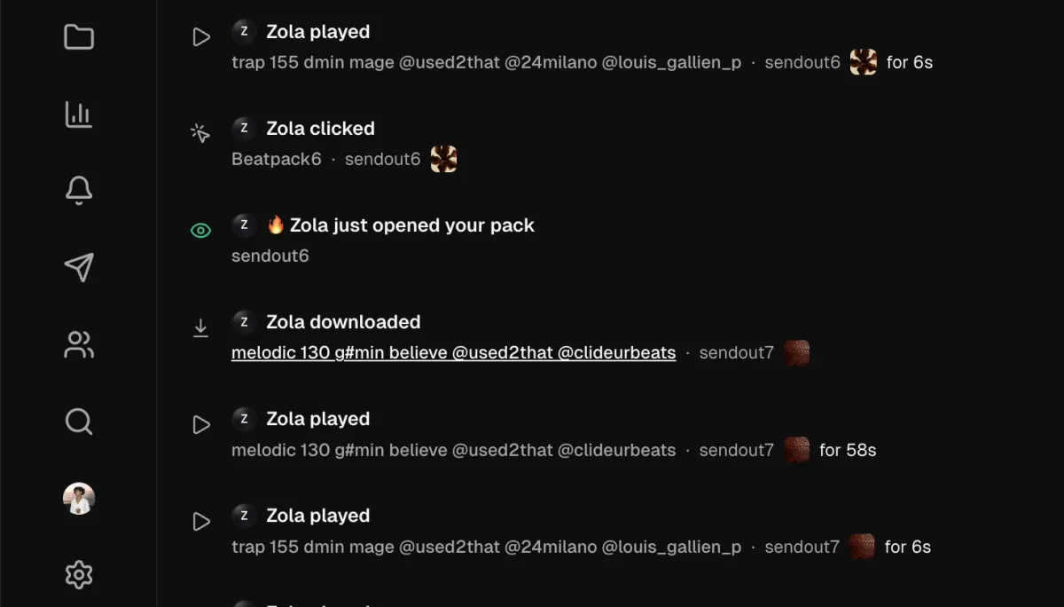 Zola joue, clique et ouvre un pack